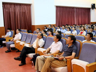 美国田纳西大学健康科学中心李卫教授来永利官网访问