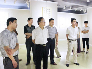 安徽学生资助网报道永利官网举办“诚信为本·立德修身”主题书画展