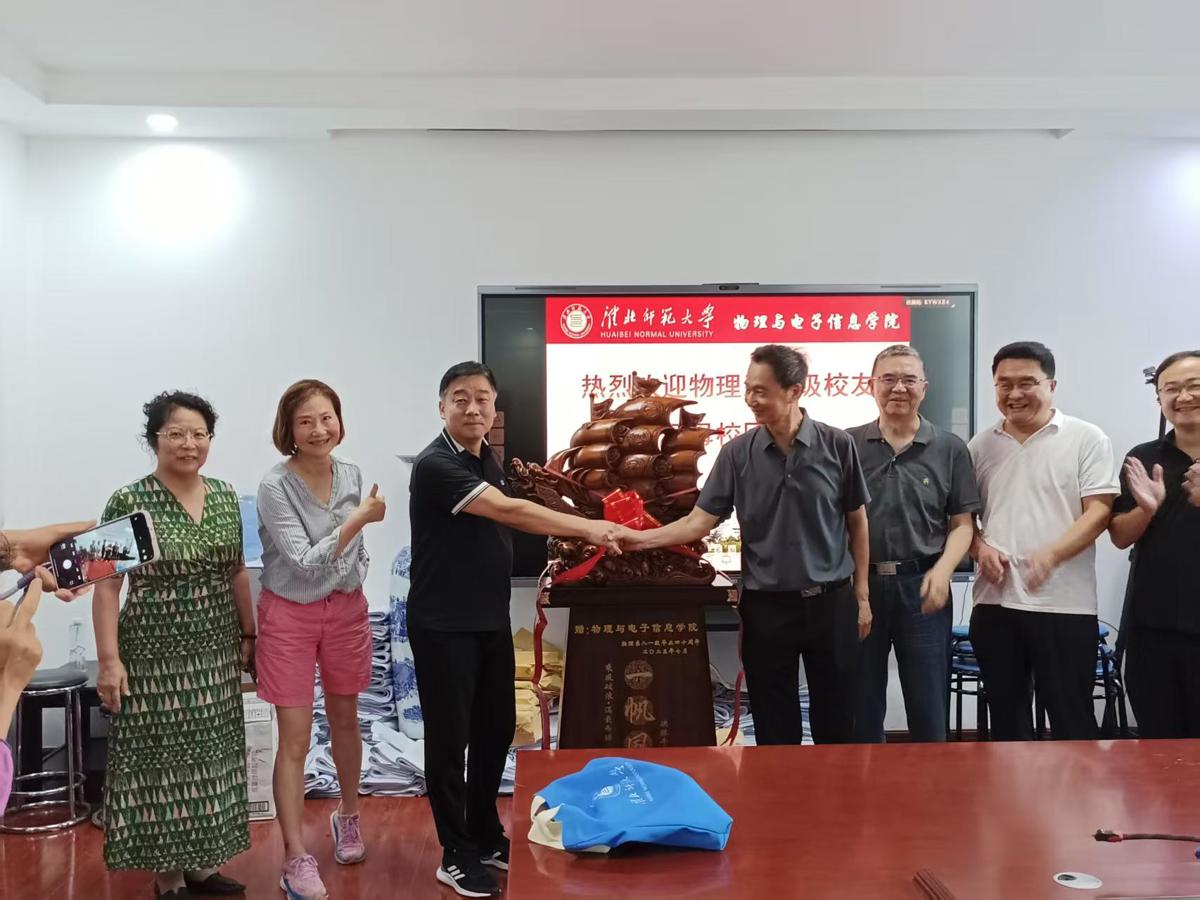 acf879057b4f4d2ebf4507394b94db3b.jpg acf879057b4f4d2ebf4507394b94db3b.jpg