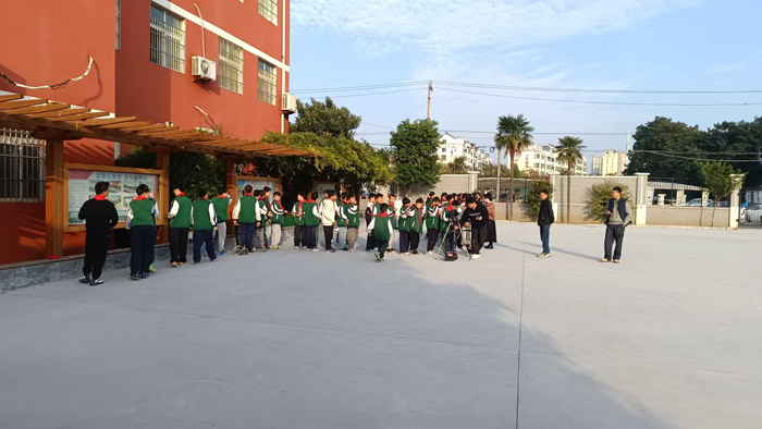 7c93b589a8df4b638e1c7bcd1535e712.jpg 7c93b589a8df4b638e1c7bcd1535e712.jpg