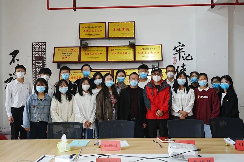 HeZhao.width-800.jpg