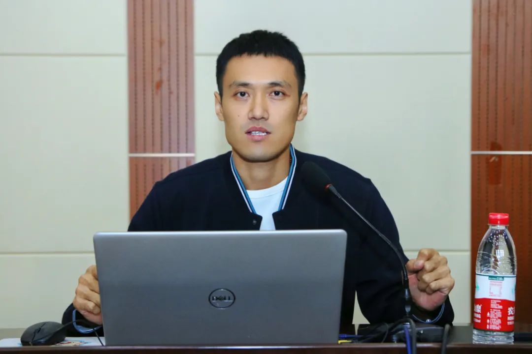 刘兵克分享设计经验.jpg